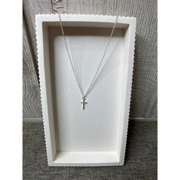 Cross Pendant Silver Tone Necklace with Delicate Chain Fashion Women Jewelry - Picture 1 of 5